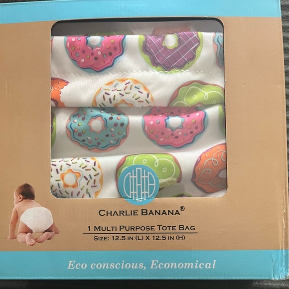 Baby reusable diapers and liners, wash clothes, diaper bag, changing pad. - Picture 1 of 8